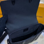 Louis Vuitton Trunk Messenger M57726 Black